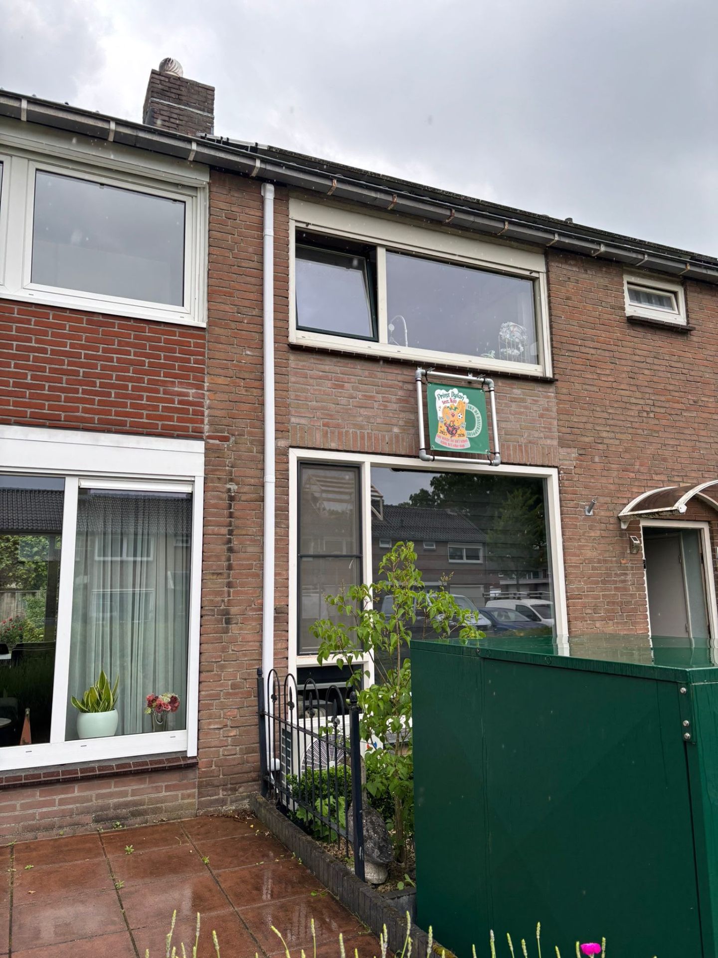 Gevel van een woning waar Dino Techniek elektrawerkzaamheden uitvoerde